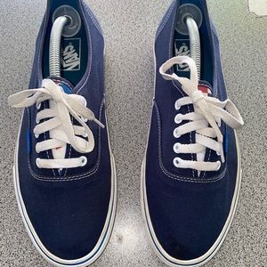 VANS Authentic